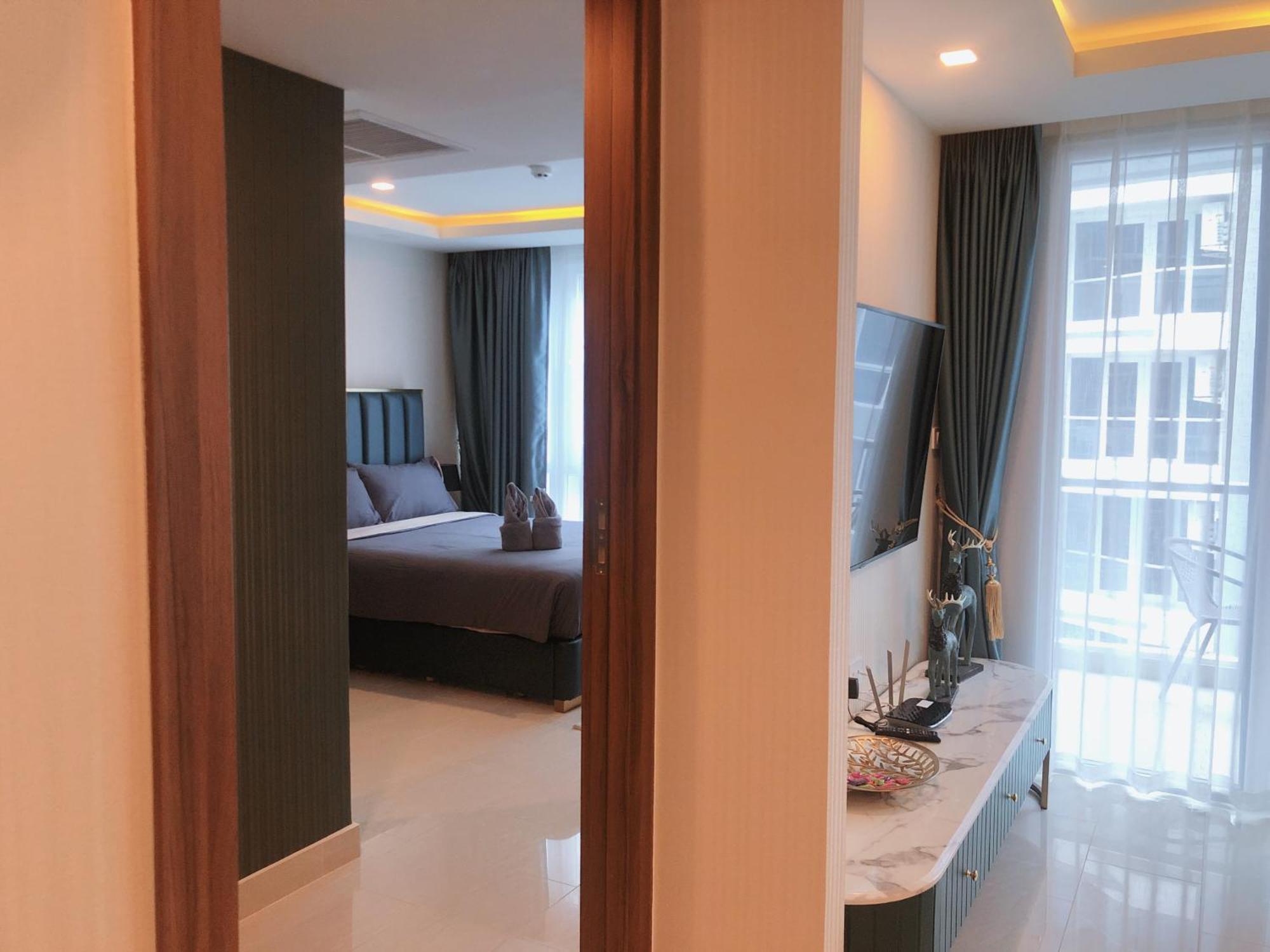 Centara Avenue Residence By Daisy Pattaya 1 Luaran gambar