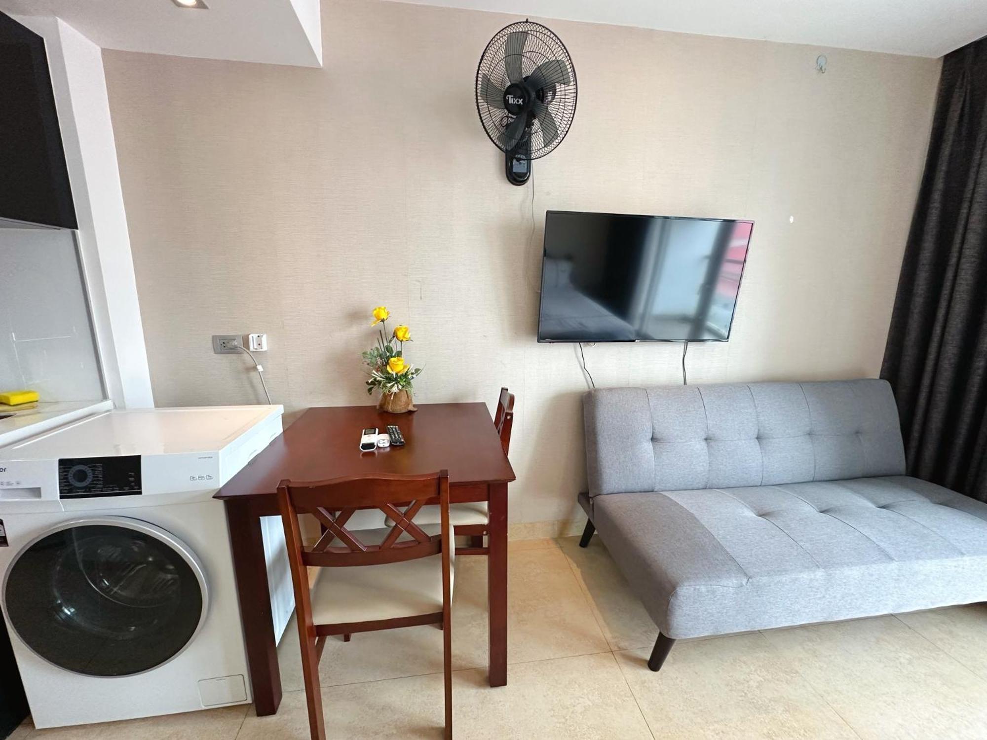 Centara Avenue Residence By Daisy Pattaya 1 Luaran gambar