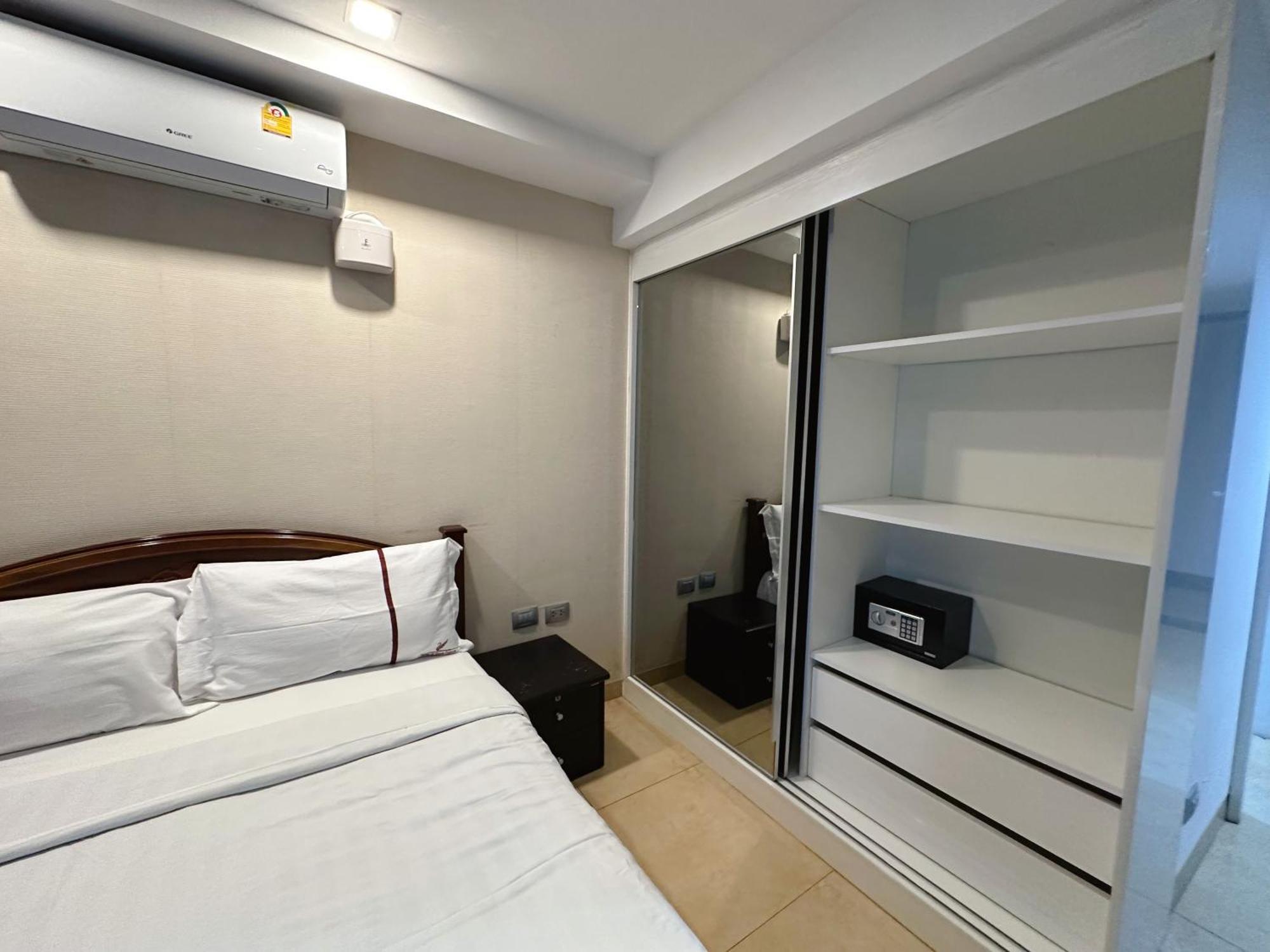 Centara Avenue Residence By Daisy Pattaya 1 Luaran gambar